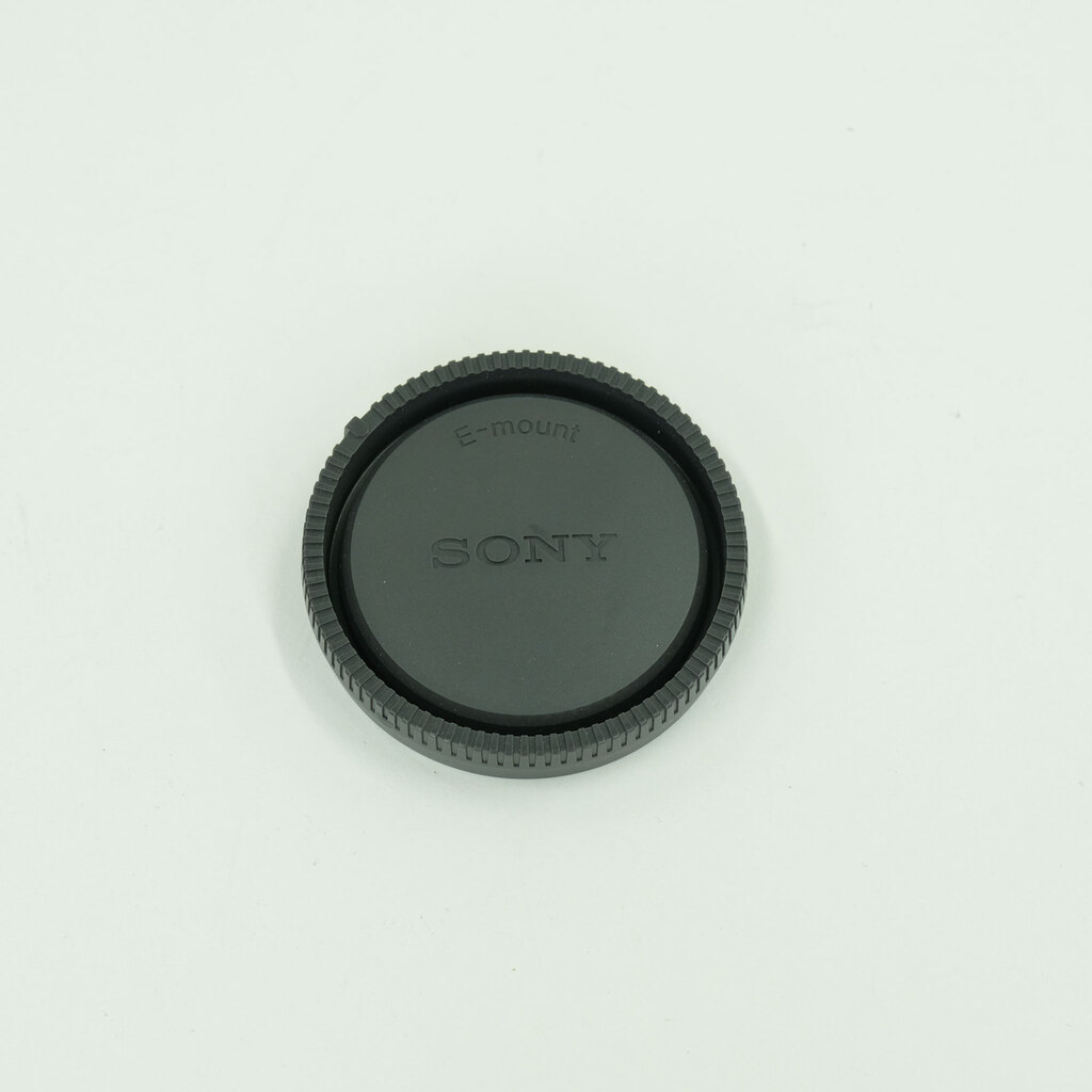 SONY Vario-Tessar T* E 16-70mm F4 ZA OSS SEL1670Z SONY Vario-Tessar T* E 16-70mm F4 ZA OSS SEL1670Z