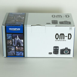 OLYMPUS OM-D E-M5 ボディ ブラック