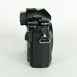 OLYMPUS OM-D E-M10 Mark II OLYMPUS OM-D E-M10 Mark II