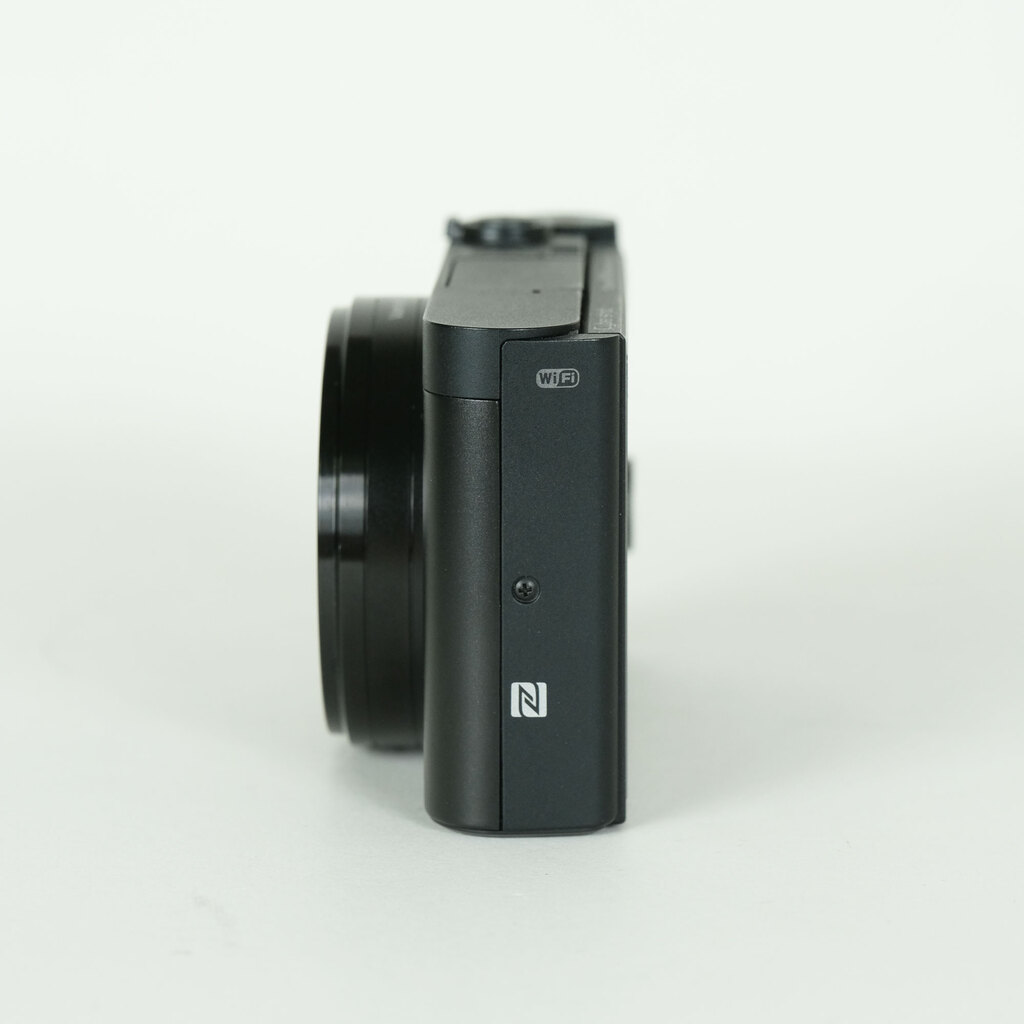 SONY Cyber-shot DSC-WX800