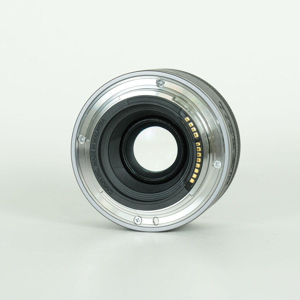 Canon RF50mm F1.8 STM Canon RF50mm F1.8 STM