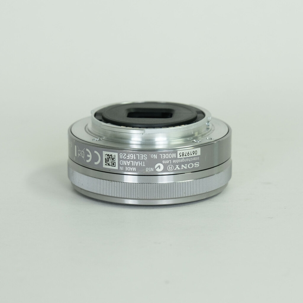 SONY E 16mm F2.8 SEL16F28