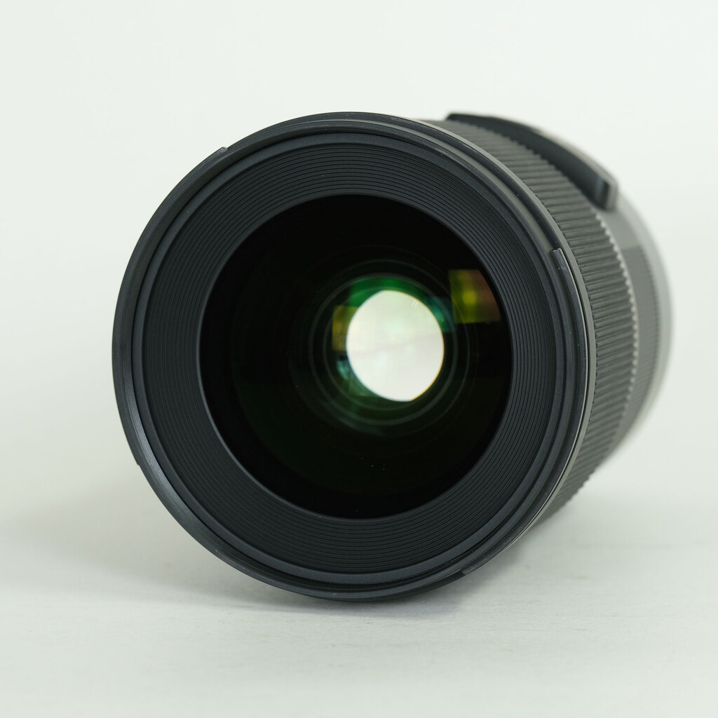 美品 SIGMA 28mm F1.4 DG HSM Art SONY Eマウント SIGMA 28mm F1.4 DG HSM｜Art [ソニーE用]の出品 | ONE SCENE（ワン