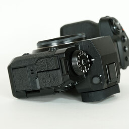 FUJIFILM X-H2 FUJIFILM X-H2