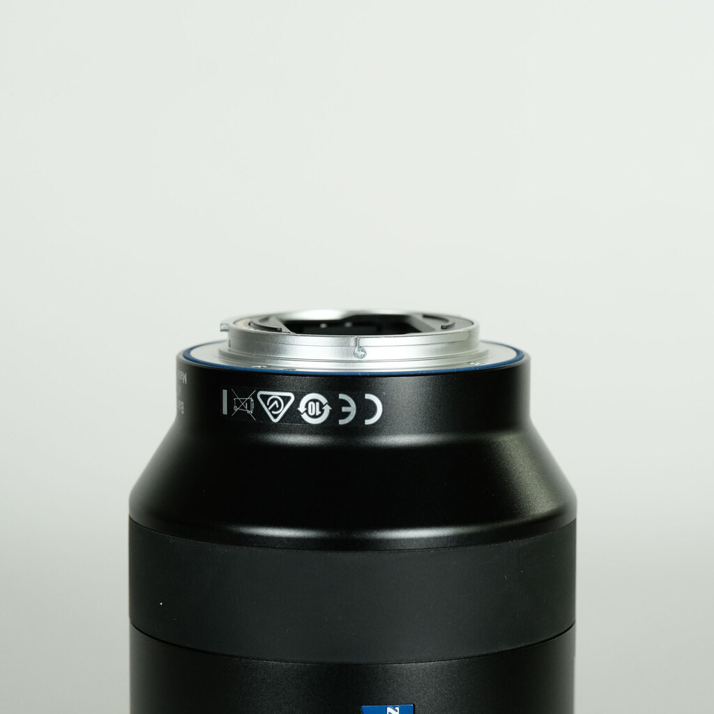 Carl Zeiss Batis 1.8/85 [ソニーE用]