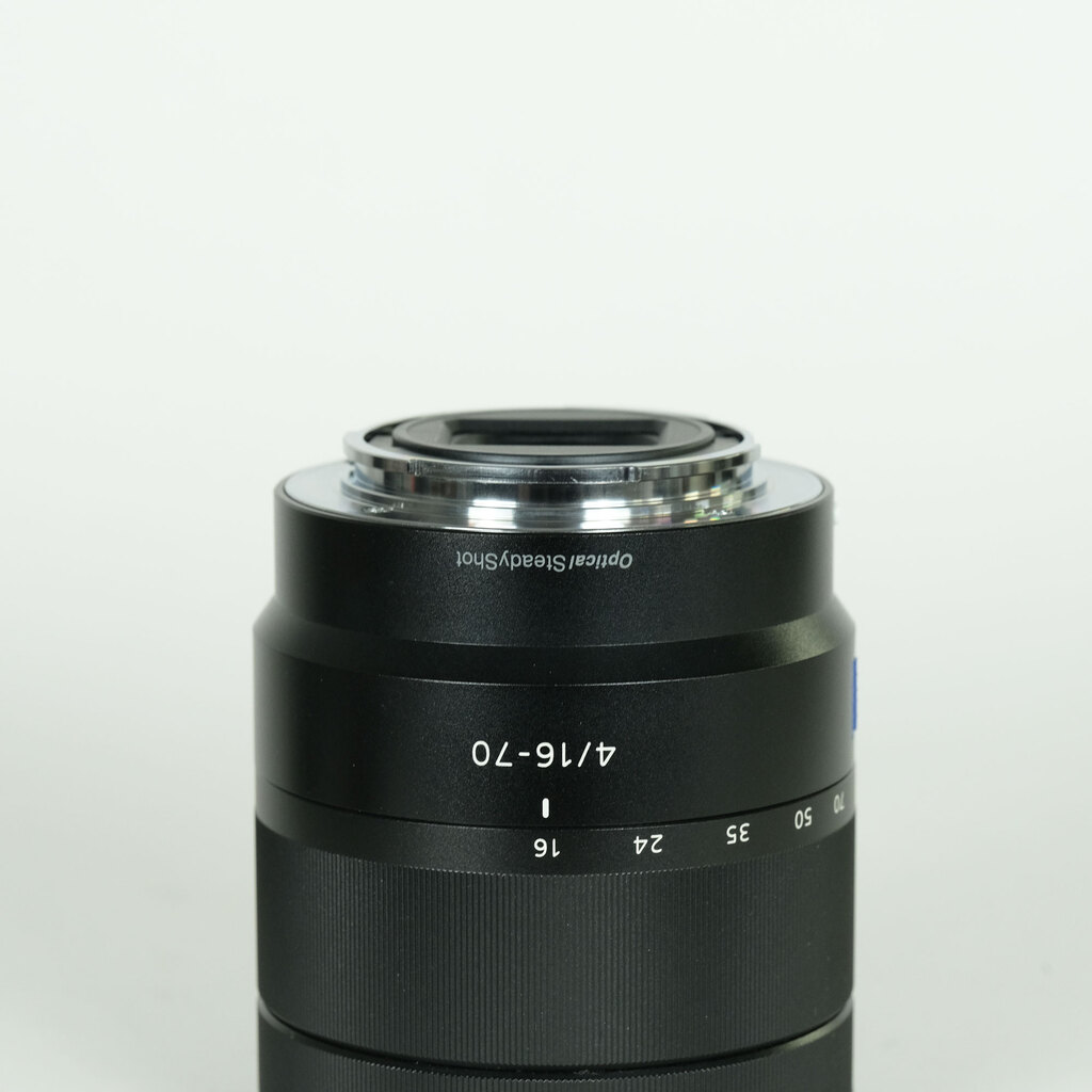 SONY Vario-Tessar T* E 16-70mm F4 ZA OSS SEL1670Z SONY Vario-Tessar T* E 16-70mm F4 ZA OSS SEL1670Z