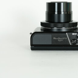 Canon PowerShot G7X Mark II