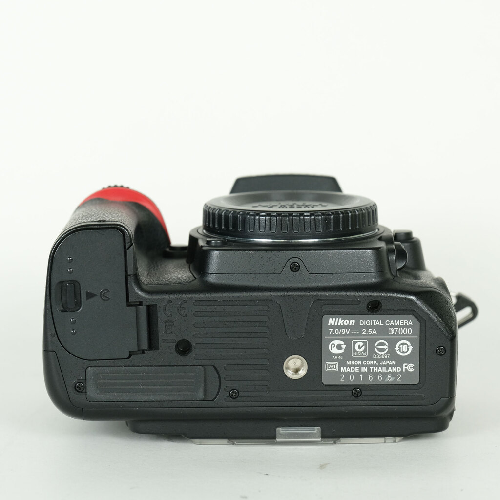 Nikon D7000