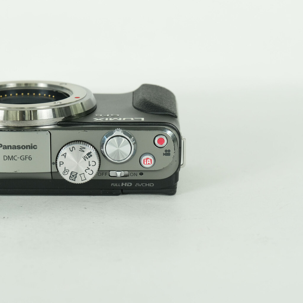 Panasonic LUMIX DMC-GF6-K ボディ ブラックの出品 | ONE SCENE（ワン