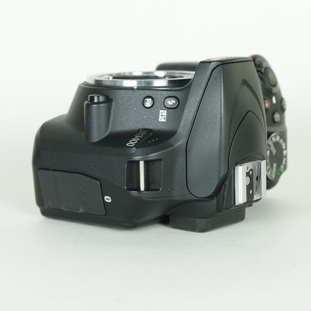 Nikon D3400
