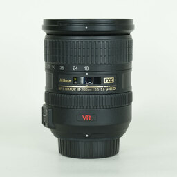 Nikon AF-S DX VR Zoom-Nikkor 18-200mm F3.5-5.6G IF-ED