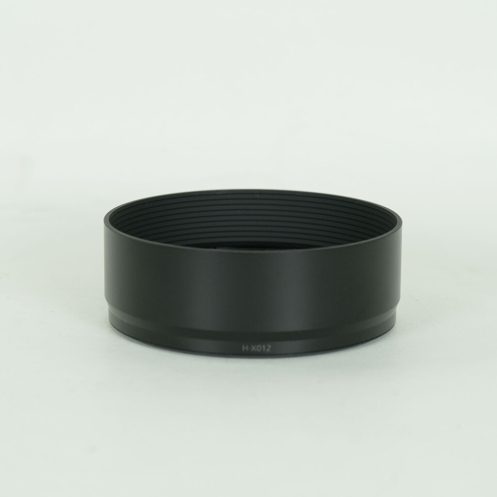 Panasonic LEICA DG SUMMILUX 12mm / F1.4 ASPH.