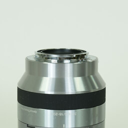SONY E18-200mm F3.5-6.3 OSS SEL18200
