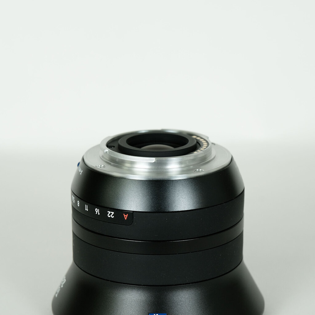 Carl Zeiss Touit 2.8/12 [フジフイルムX用]