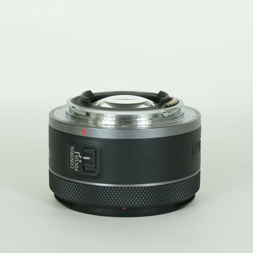 Canon RF16mm F2.8 STM
