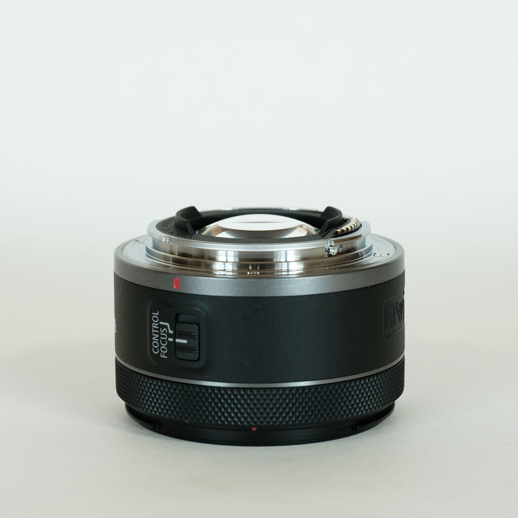 Canon RF16mm F2.8 STM