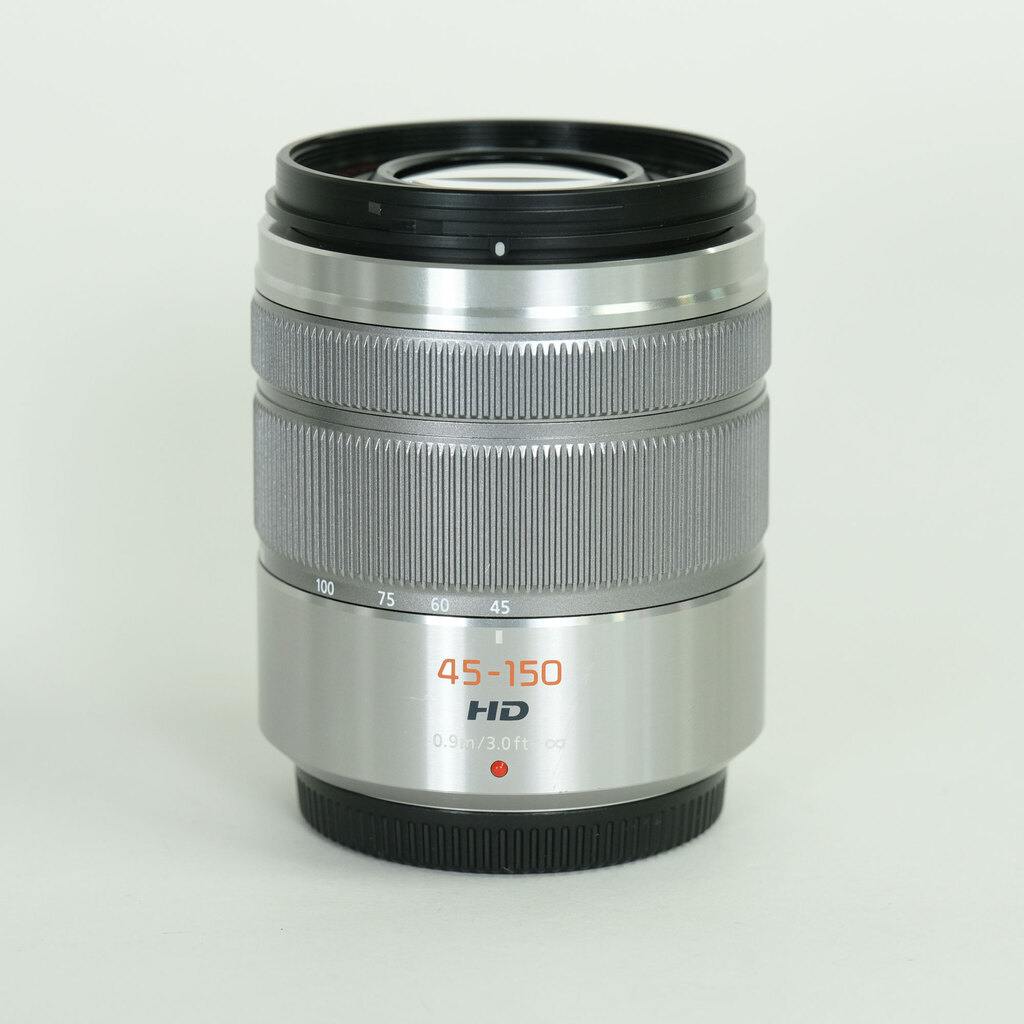 Panasonic LUMIX G VARIO 45-150mm / F4.0-5.6 ASPH. / MEGA O.I.S.
