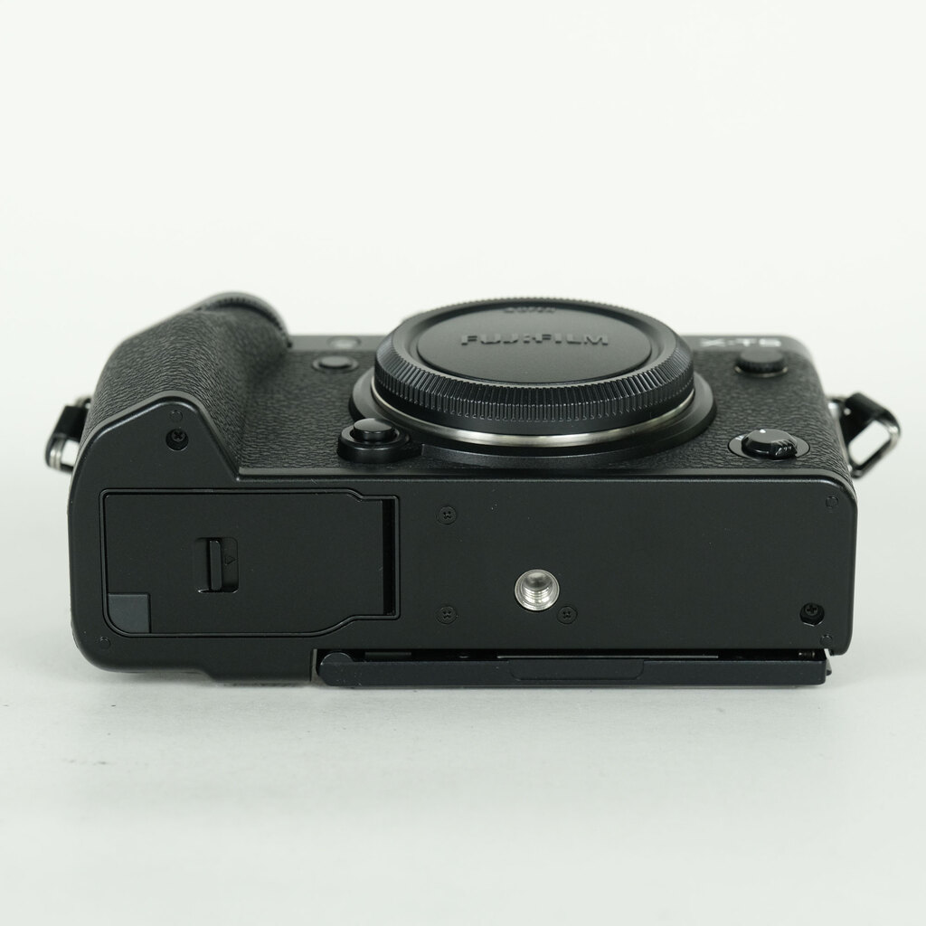 FUJIFILM X-T5