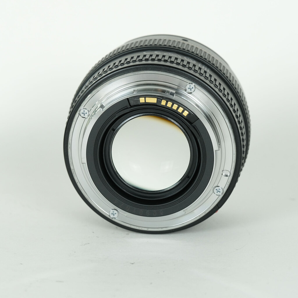 Canon EF50mm F1.4 USMの出品 | ONE SCENE（ワンシーン）
