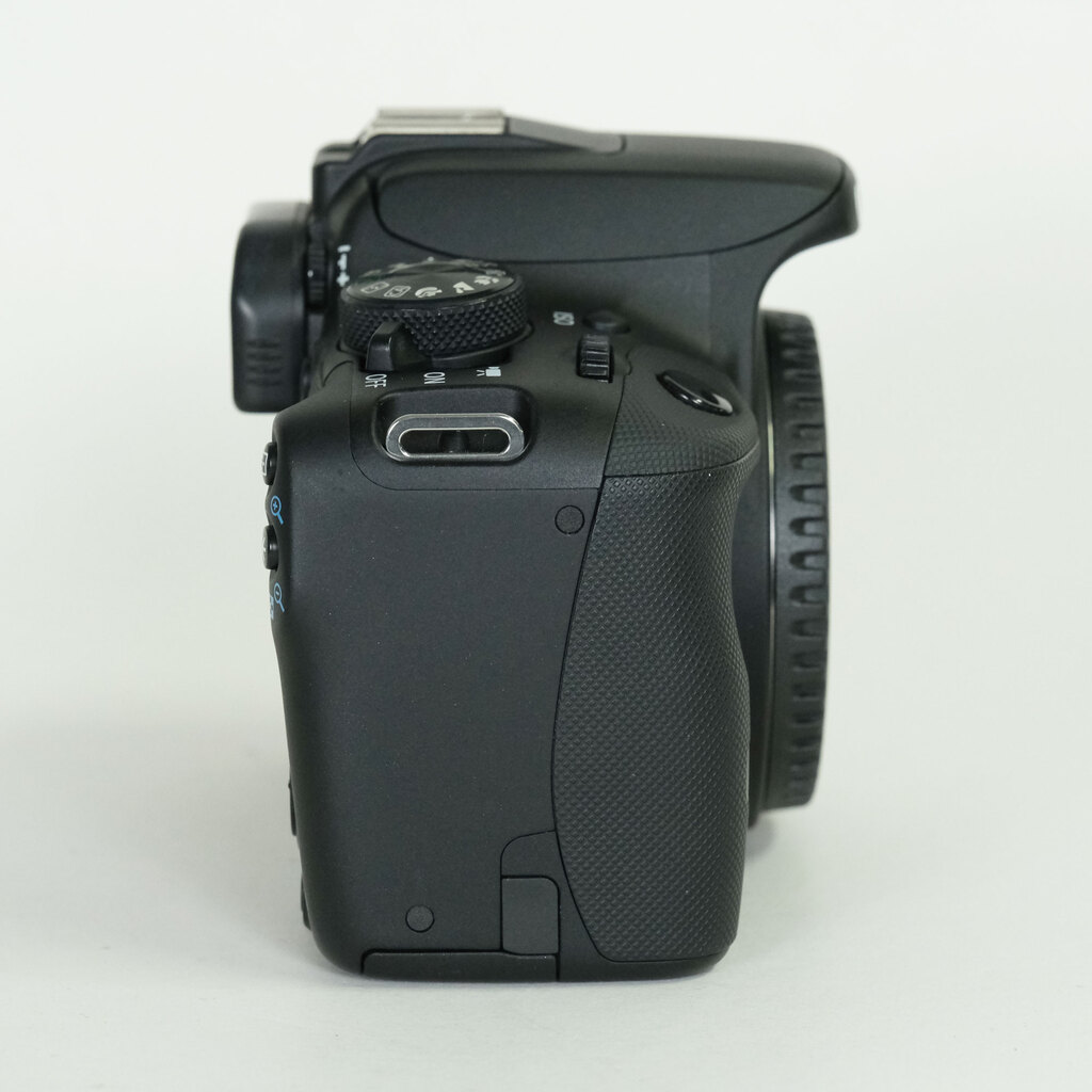 Canon EOS Kiss X7 Canon EOS Kiss X7