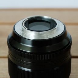 FUJIFILM XF56mmF1.2 R
