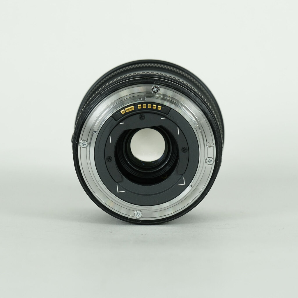 Canon EF8-15mm F4L フィッシュアイ USMの出品 | ONE SCENE（ワンシーン）