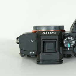 SONY α7 IV(ILCE-7M4) SONY α7 IV(ILCE-7M4)