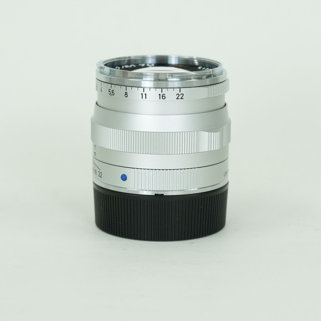 Carl Zeiss Planar T* 2.0/50 ZM シルバー