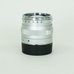 Carl Zeiss Planar T* 2.0/50 ZM シルバー