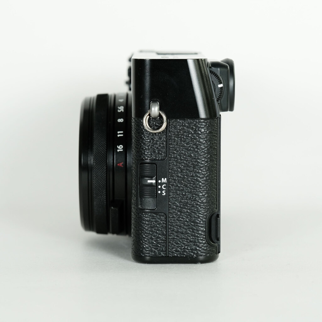FUJIFILM X100V ブラック