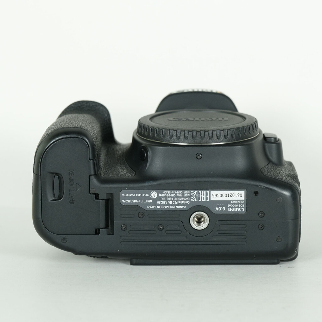 Canon EOS 80D Canon EOS 80D