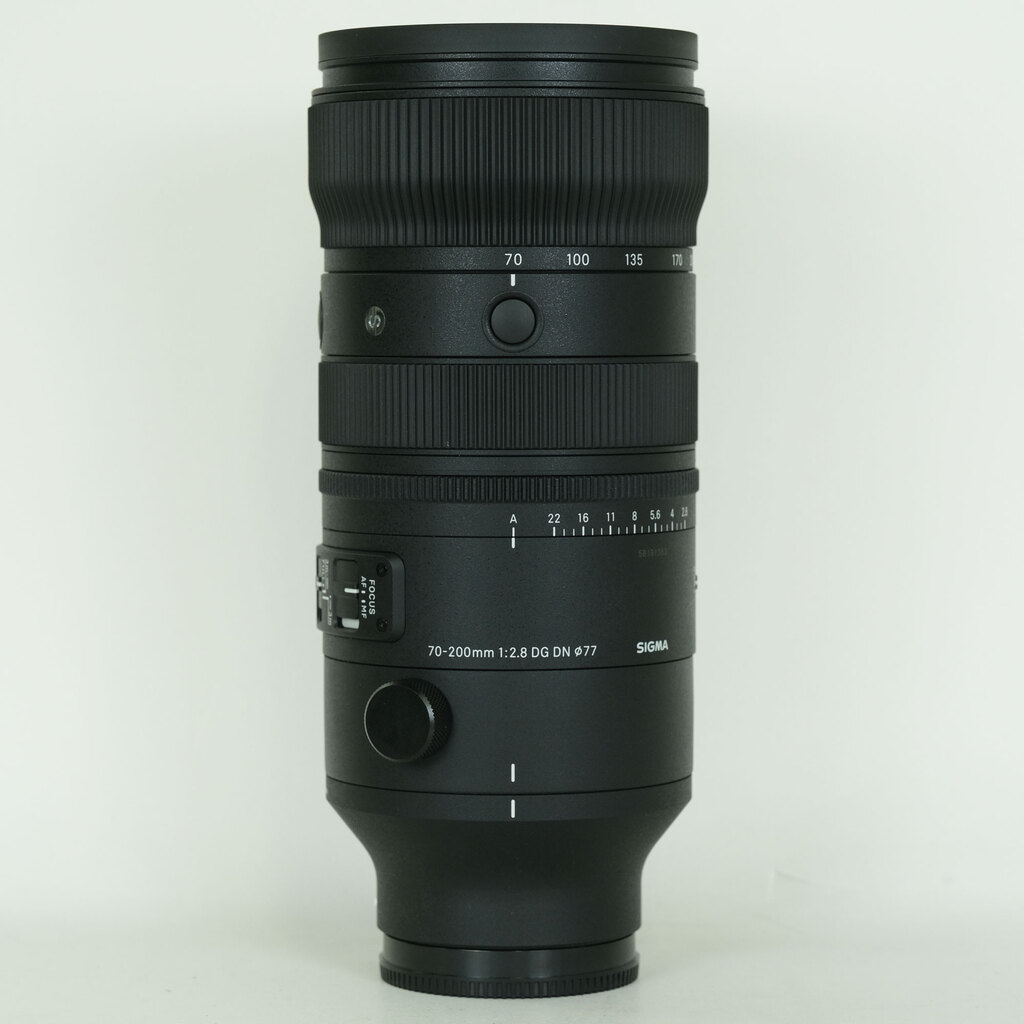 70-200mm F2.8 DG DN OS [ソニーE用] 中古価格比較 - 価格.com
