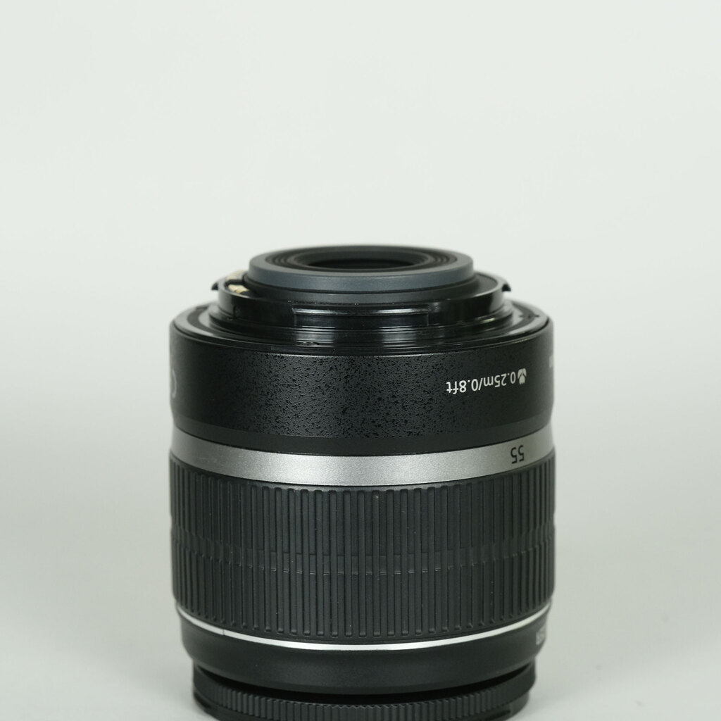 Canon EF-S18-55mm F3.5-5.6 IS Canon EF-S18-55mm F3.5-5.6 IS