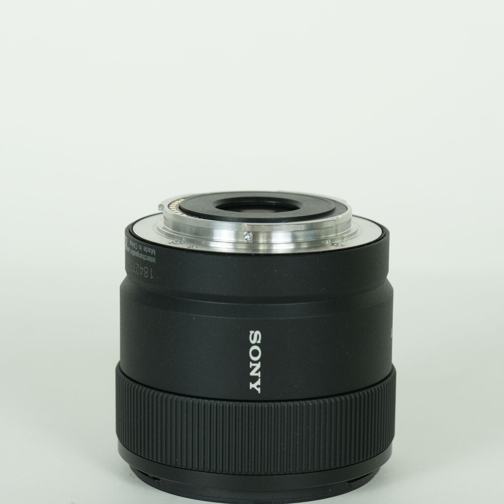SONY E 11mm F1.8 SEL11F18の出品 | ONE SCENE（ワンシーン）