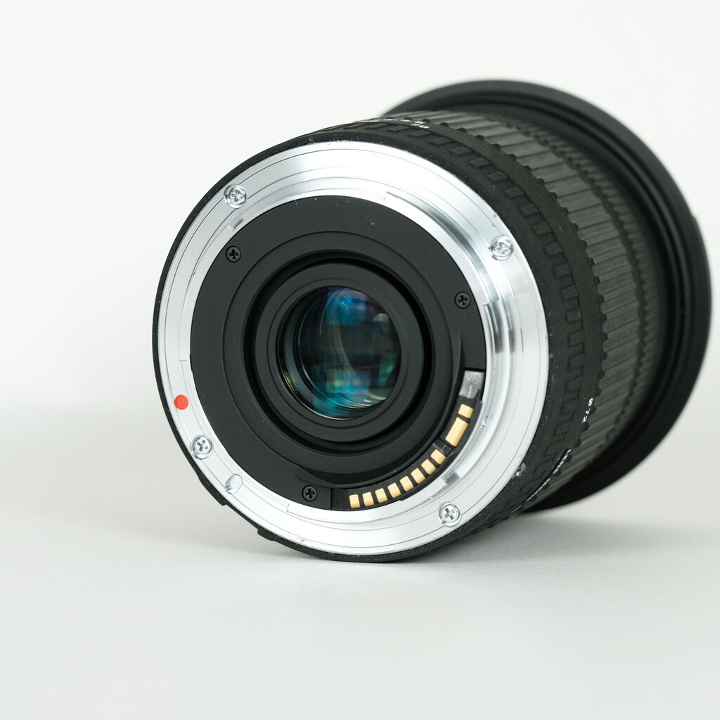 SIGMA 17-70mm F2.8-4.5 DC MACRO [キヤノンEF用]