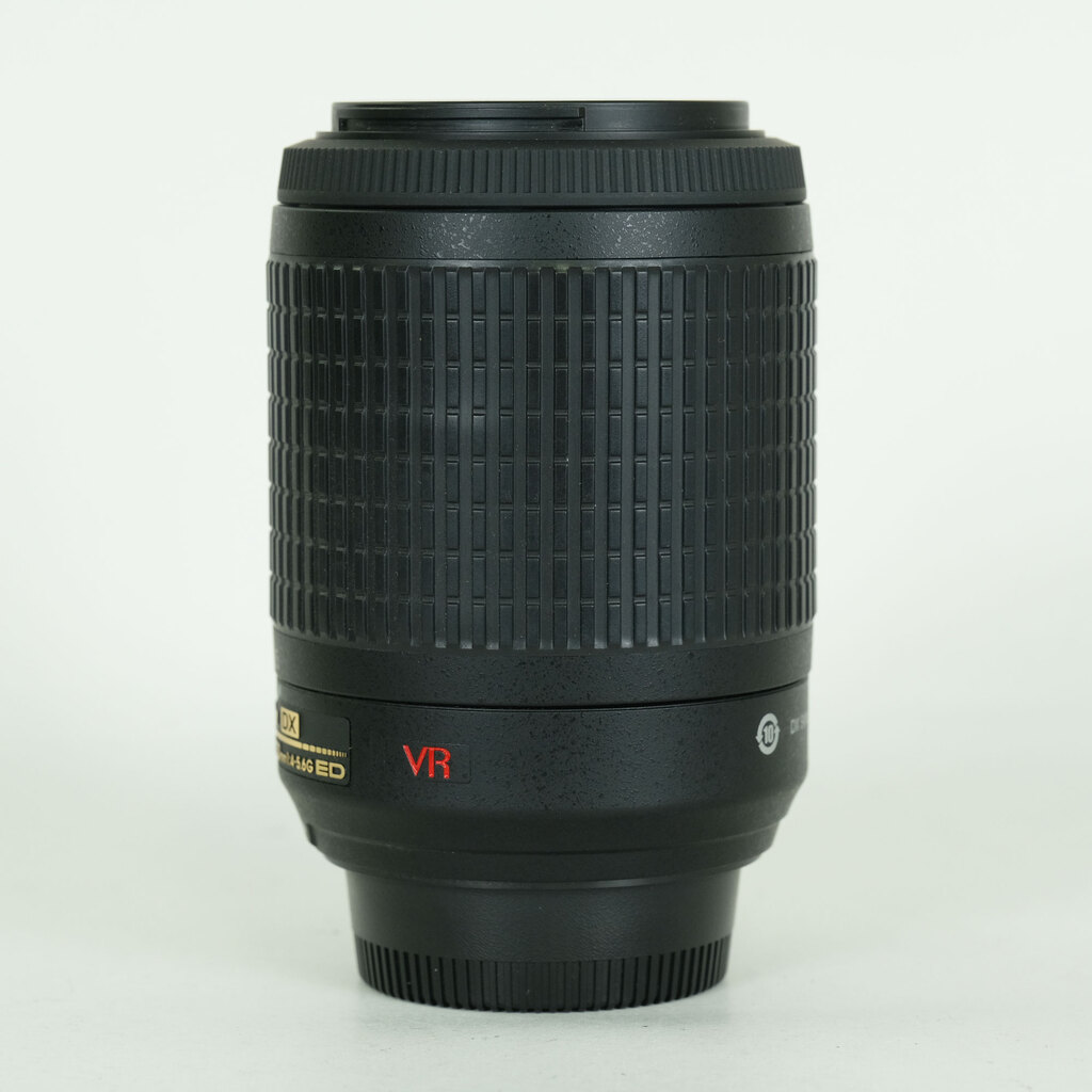 Nikon AF-S DX VR Zoom-Nikkor 55-200mm F4-5.6G IF-ED