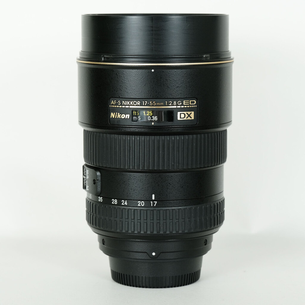 Nikon AF-S DX Zoom-Nikkor 17-55mm f/2.8G IF-ED