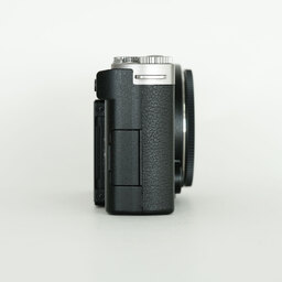 Panasonic LUMIX DC-S9