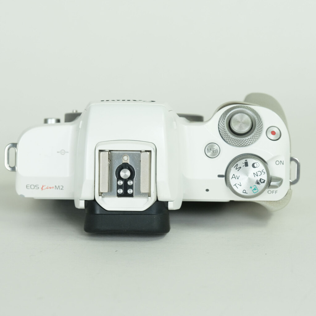 Canon EOS Kiss M2