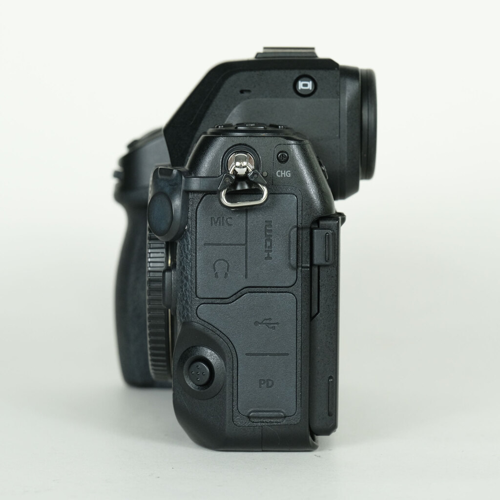 Nikon Z8