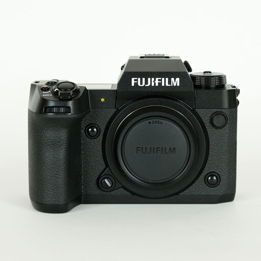 FUJIFILM X-H2