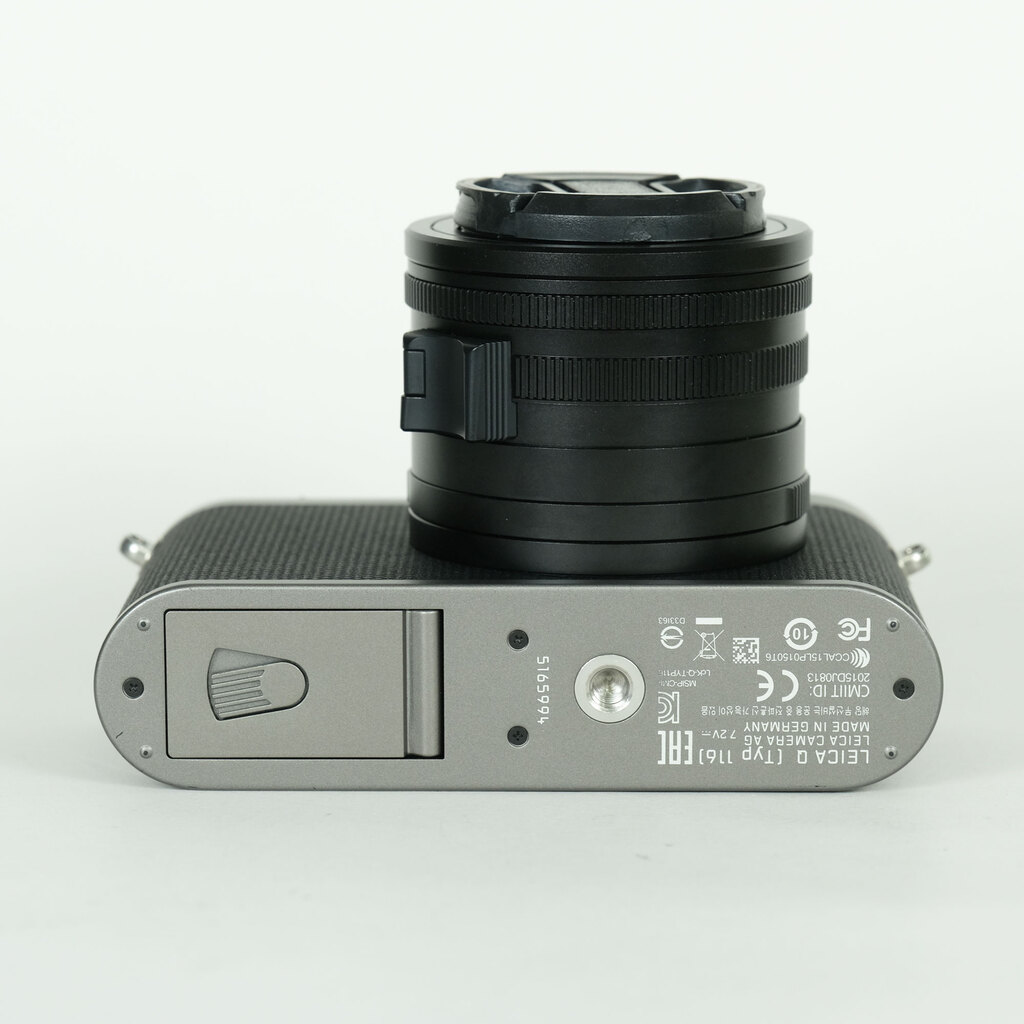LEICA Q(Typ116) チタングレー の出品 | ONE SCENE（ワンシーン）