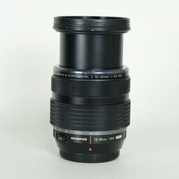 OLYMPUS M.ZUIKO DIGITAL ED 12-40mm F2.8 PRO