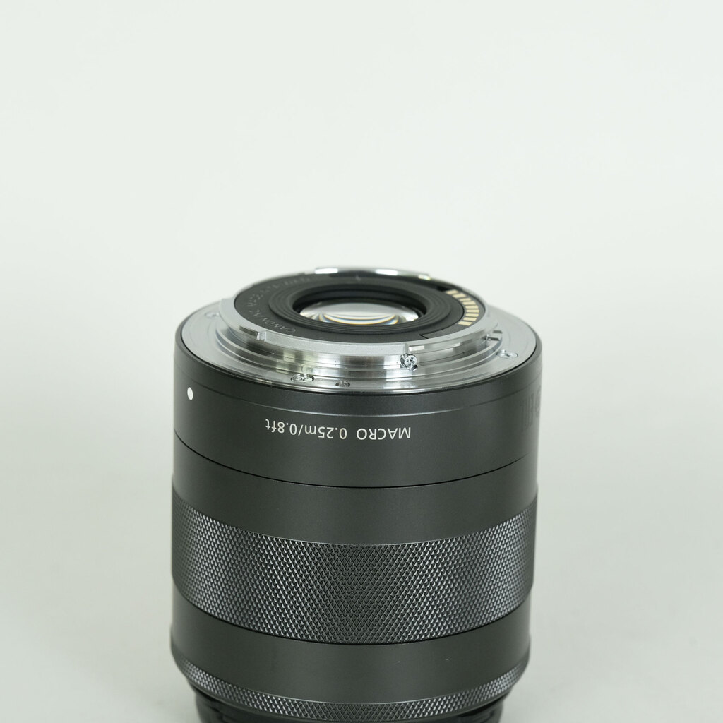 Canon EF-M18-55mm F3.5-5.6 IS STM Canon EF-M18-55mm F3.5-5.6 IS STM