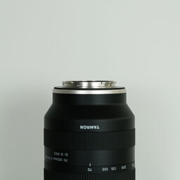 TAMRON 70-300mm F/4.5-6.3 Di III RXD (Model A047) [ソニーE用]
