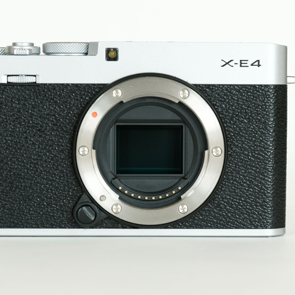 FUJIFILM X-E4