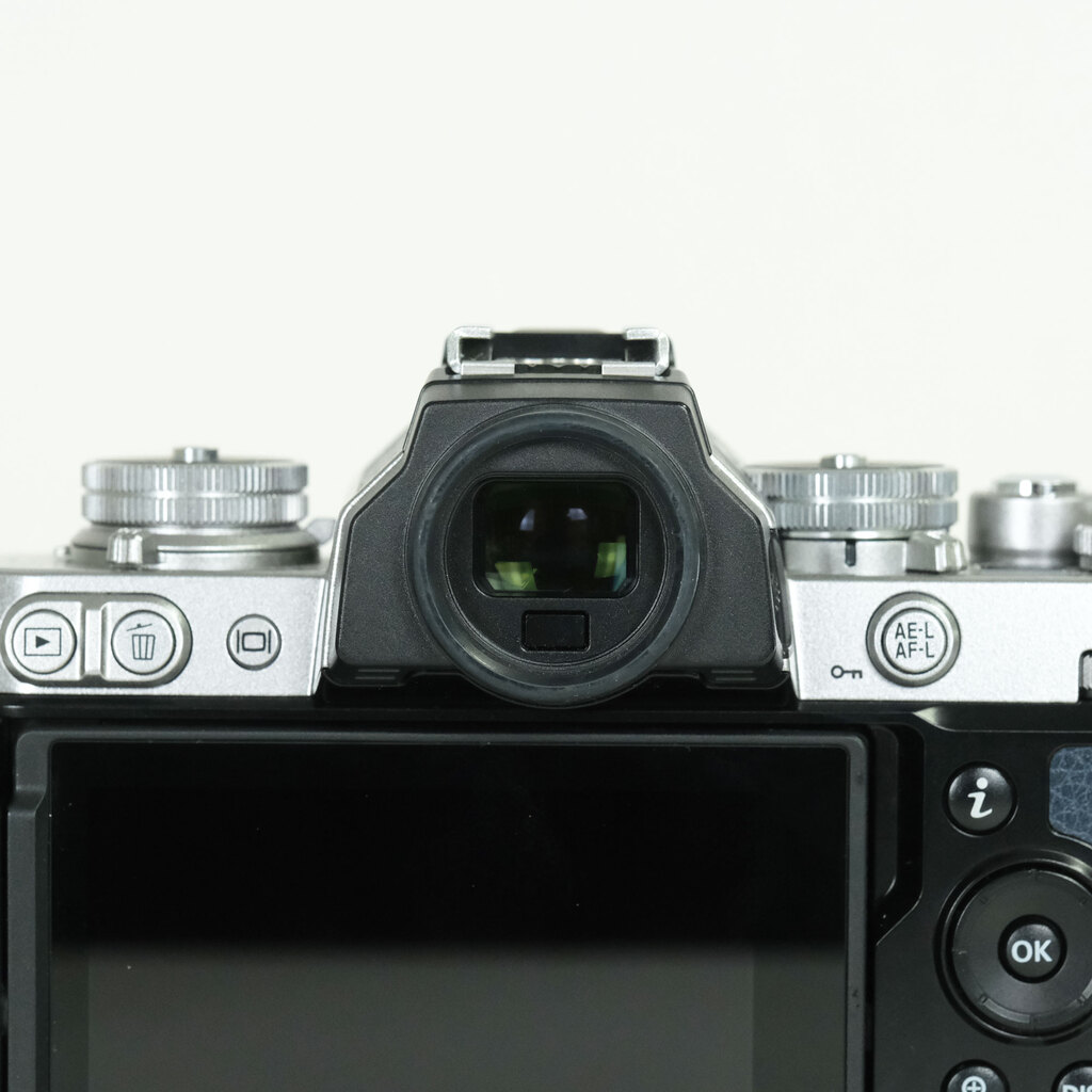 Nikon Z fc ボディ シルバー プレミアムエクステリア張替済み