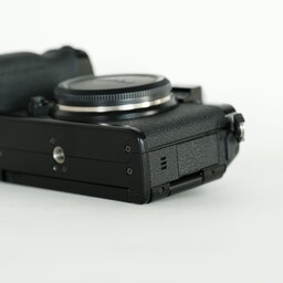 FUJIFILM X-S10