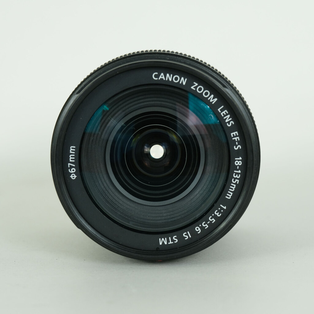 Canon EF-S18-135mm F3.5-5.6 IS STM