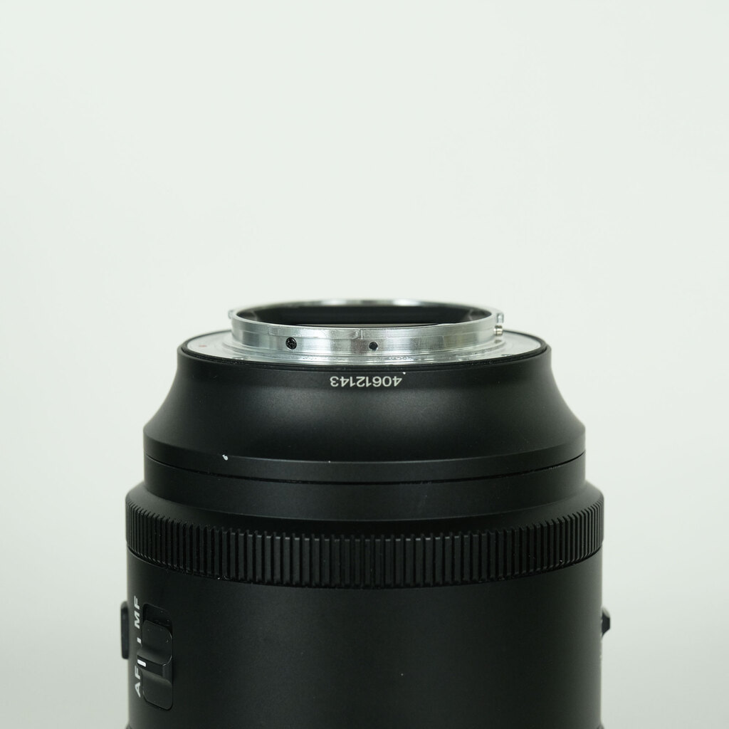 SIRUI AURORA 85mm F1.4 [ソニーE用]の出品 | ONE SCENE（ワンシーン）